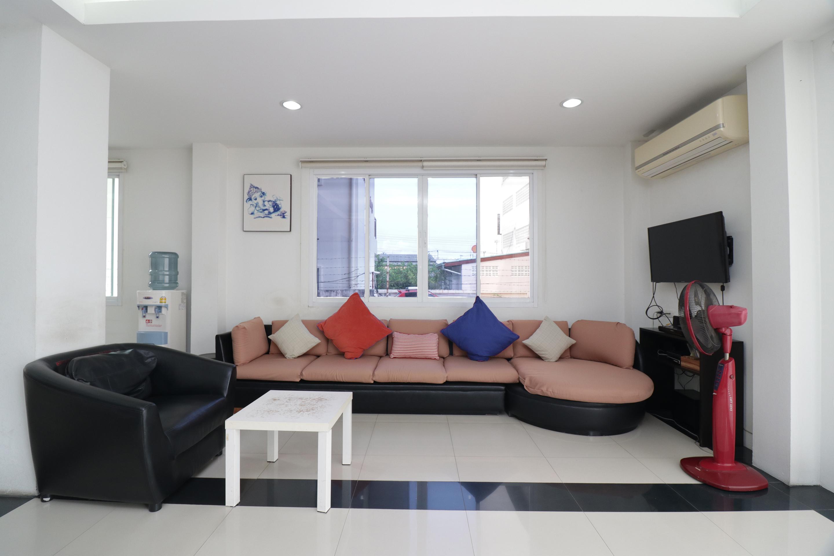 Hua Hin Irooms Exterior photo