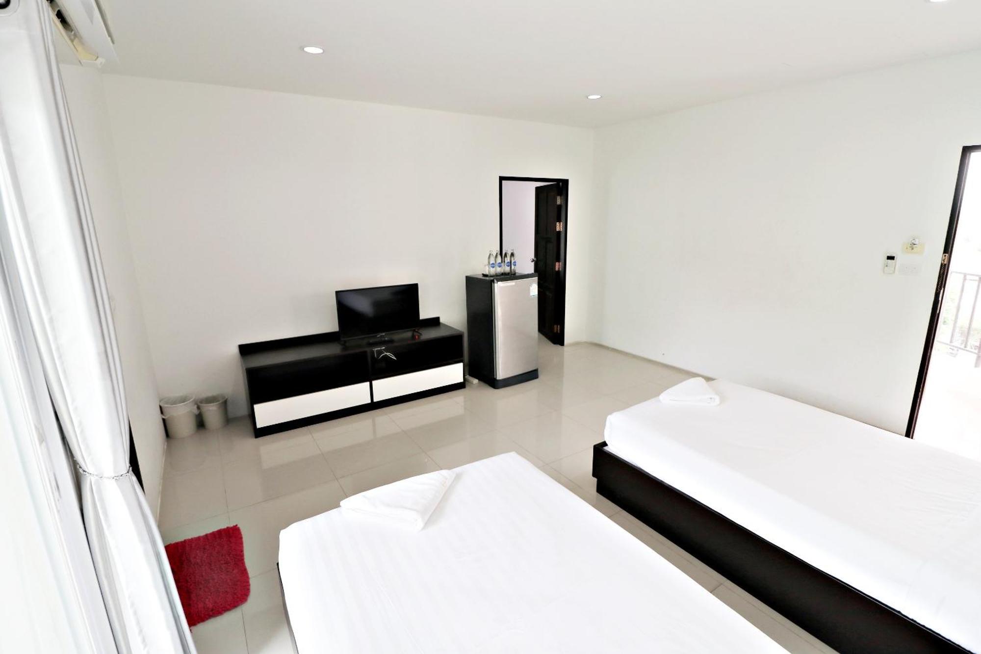 Hua Hin Irooms Room photo